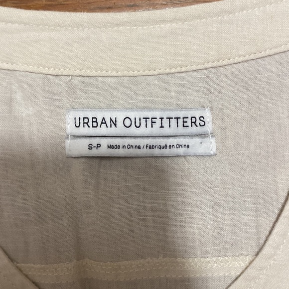 Urban Outfitters Romper #289N - Picture 2 of 3